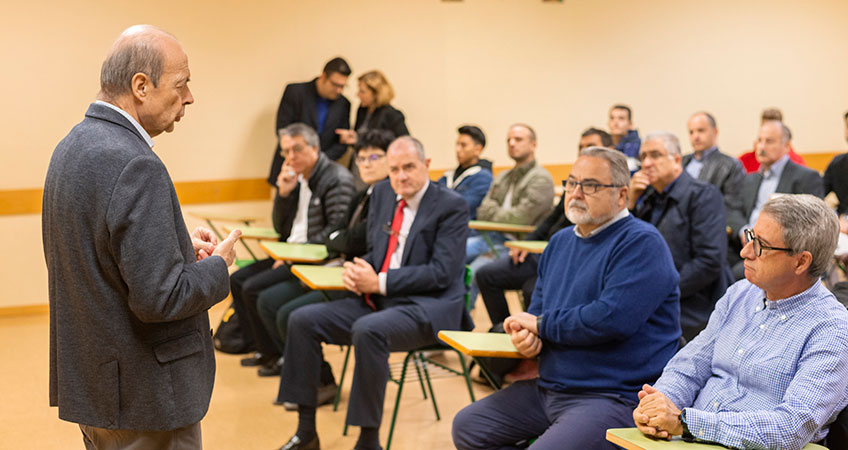 Curso oficial de técnico en ascensores 